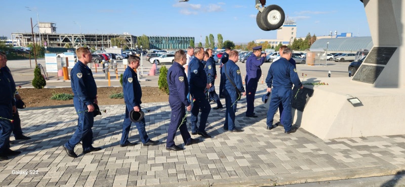 В сентябре 2024 года проведены сборы с лётным составом авиации МЧС России по подготовке к действиям горной местности  (г. Минеральные Воды).