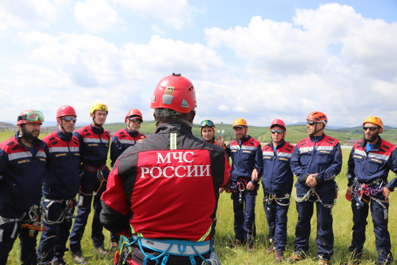 Тренировка Эльбрусских спасателей
